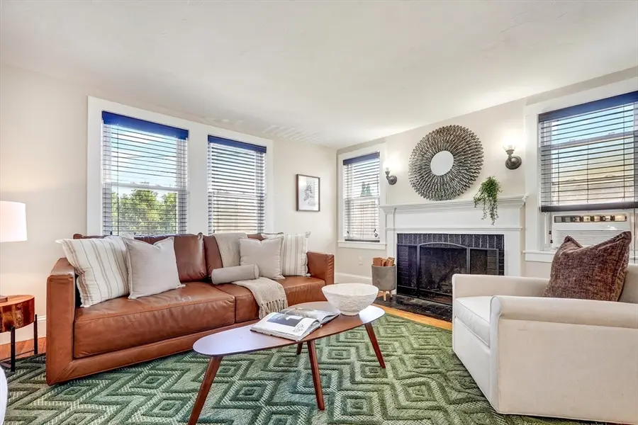 2 Carlisle Rd #2, Bedford, MA 01730 - #2