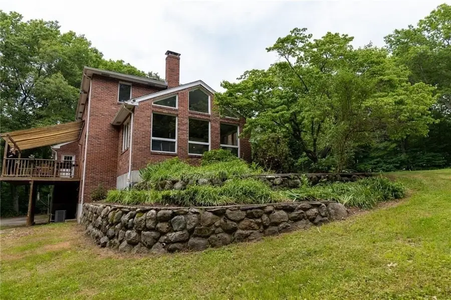 20 Lincoln Drive, North Smithfield, RI 02896 - #3