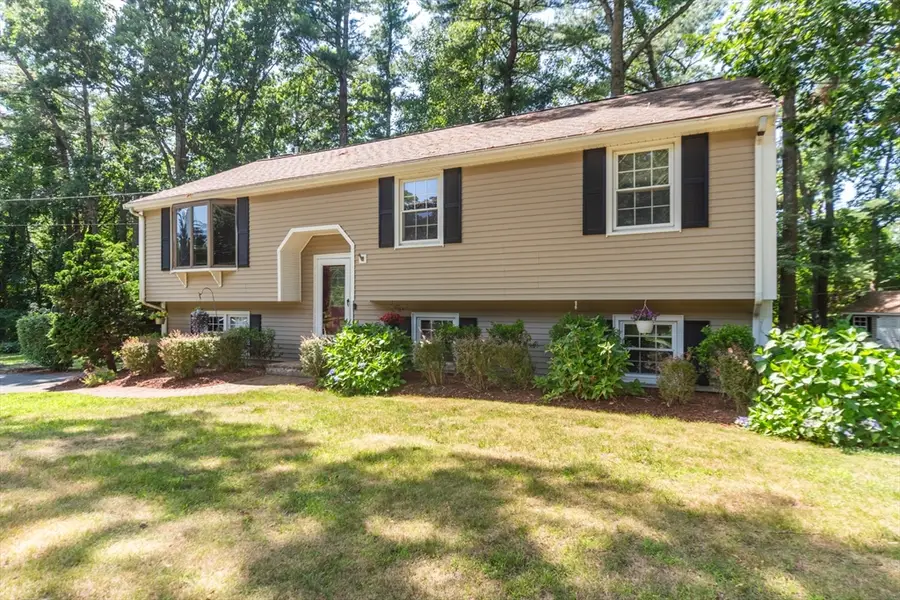 140 Bayberry Cir, Bridgewater, MA 02324 - #2
