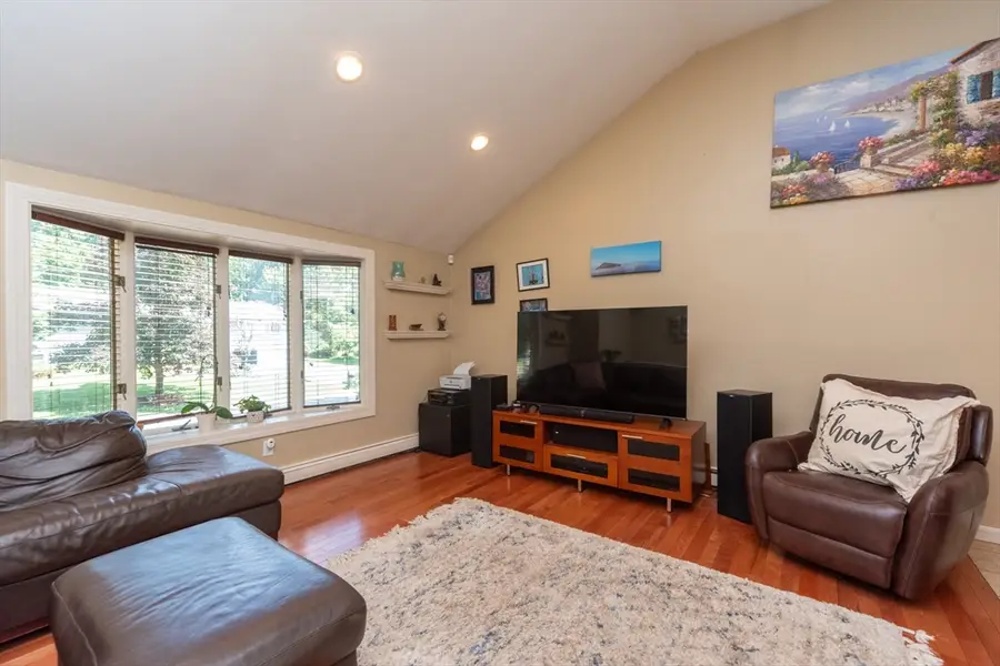140 Bayberry Cir, Bridgewater, MA 02324 - #3