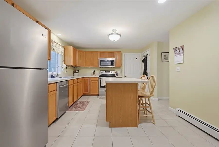 28 Heritage Path, Millis, MA 02054 - #3