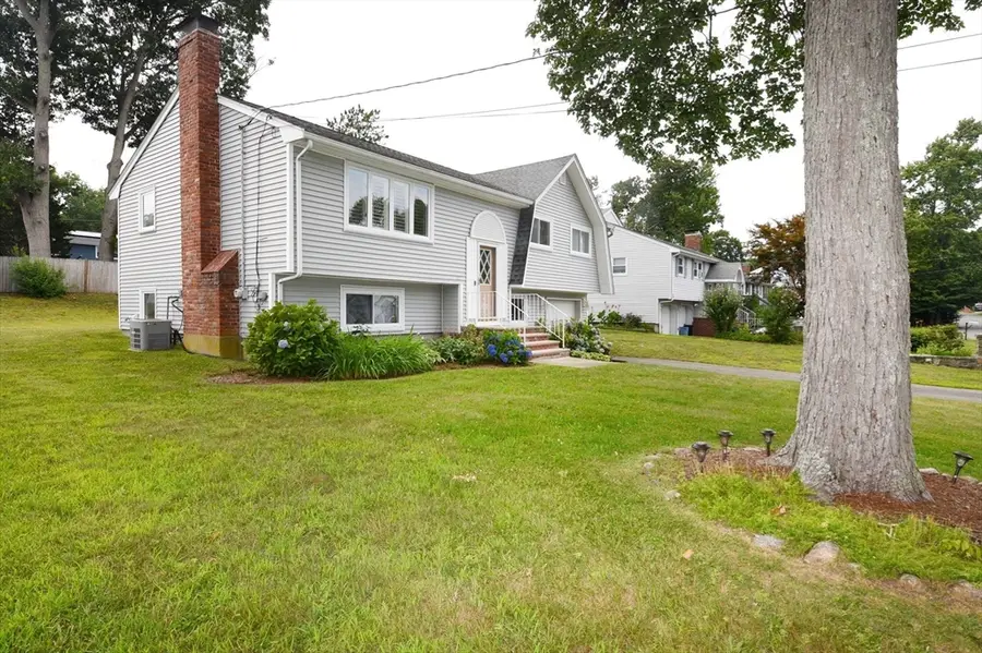 37 Thornton Ave, Brockton, MA 02301 - #3