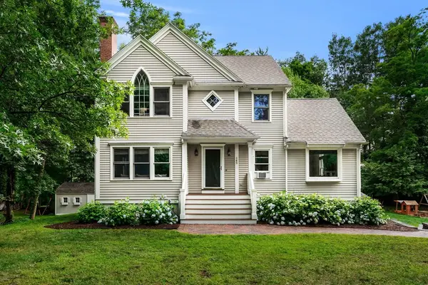 145 Kimball Rd, Amesbury, MA 01913