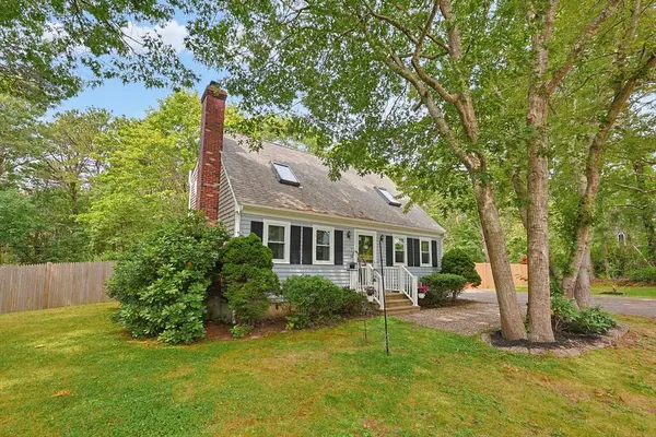 12 Cutter Dr, Plymouth, MA 02360