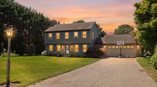 118 Wayside Dr, Brewster, MA 02631