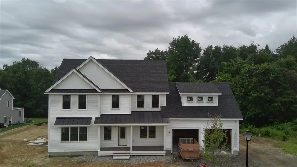 6 Katie Ln, Groveland, MA 01834 - #1