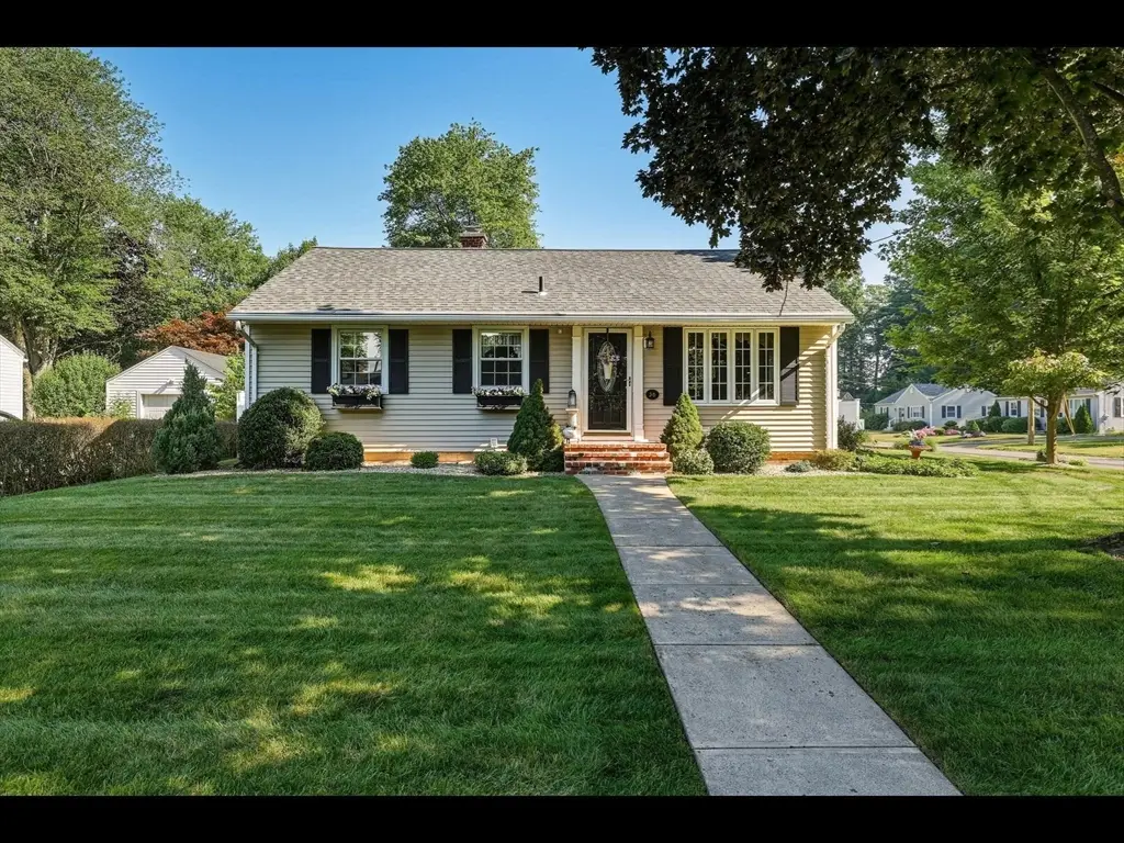 36 Helen Cir, East Longmeadow, MA 01028 - #1