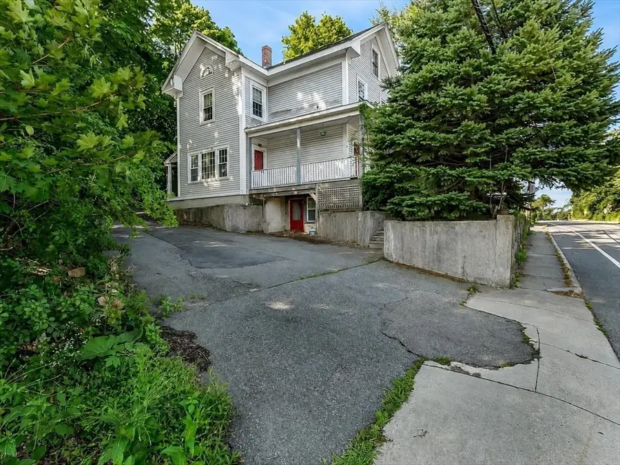 2 Lexington St, Woburn, MA 01801 - #3