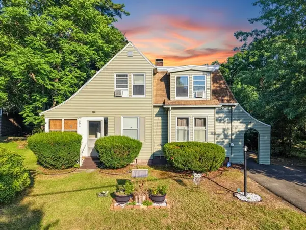 307 Fountain St, Springfield, MA 01108