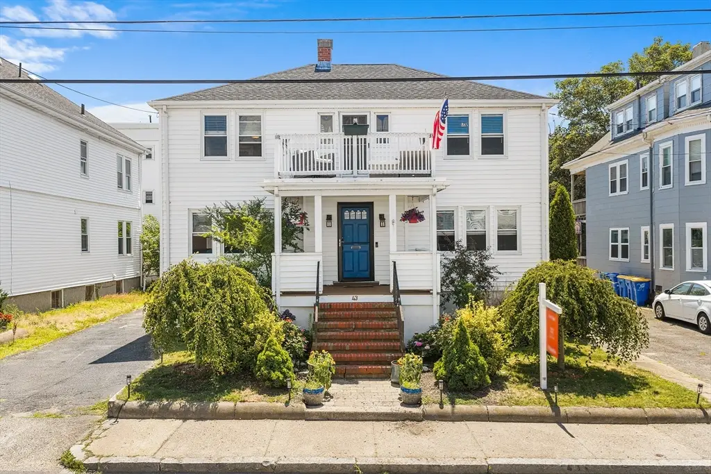 43 Dolphin Ave, Winthrop, MA 02152 - #1