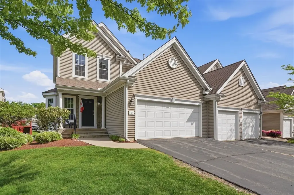 17 Tulip Circle #17, South Grafton, MA 01560 - #1
