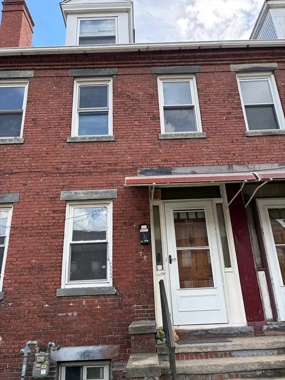 46 N Canal St, Holyoke, MA 01040 - #1