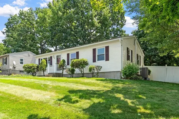 5 Aspen Rd, Springfield, MA 01128