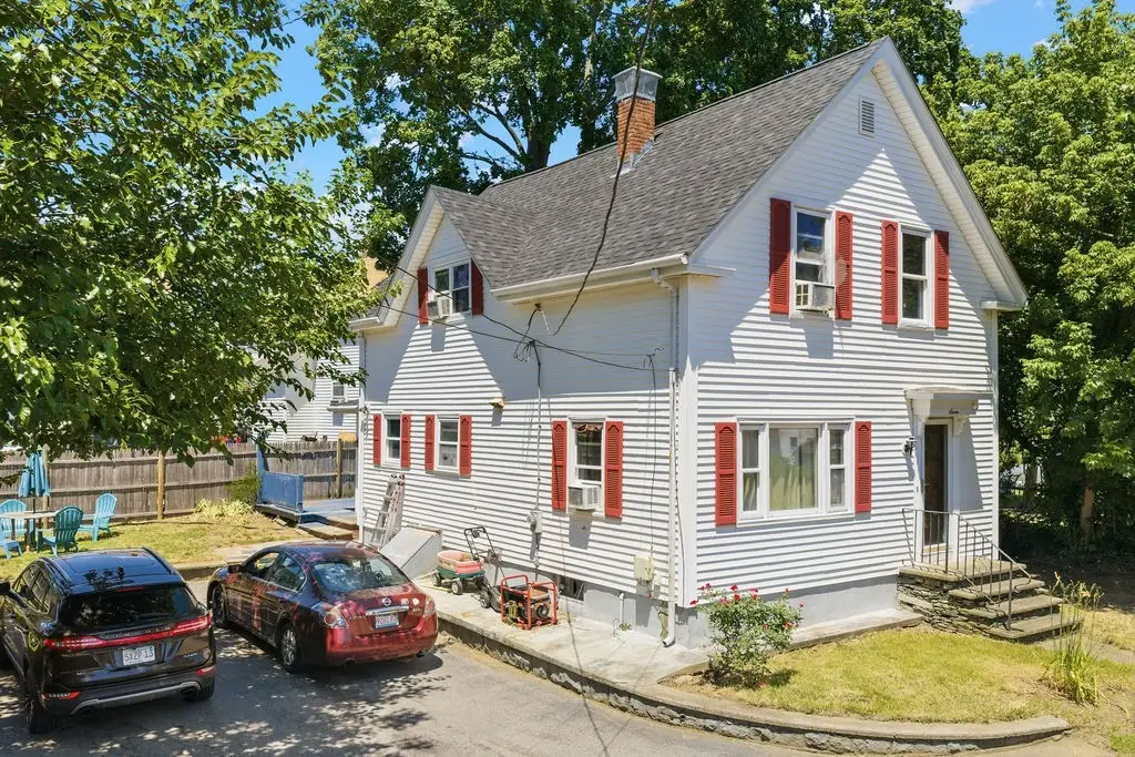 7 Woodwards Ln, Taunton, MA 02780 - #1