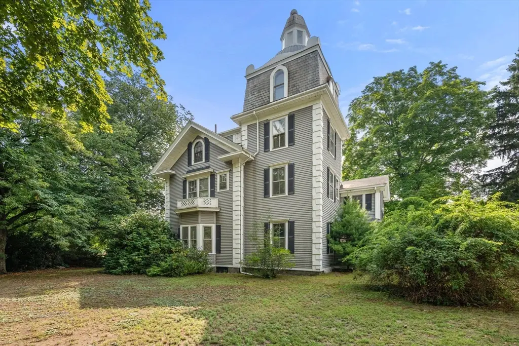 98 Kingsbury St, Wellesley, MA 02481 - #1