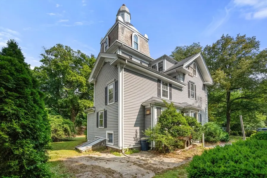 98 Kingsbury St, Wellesley, MA 02481 - #3