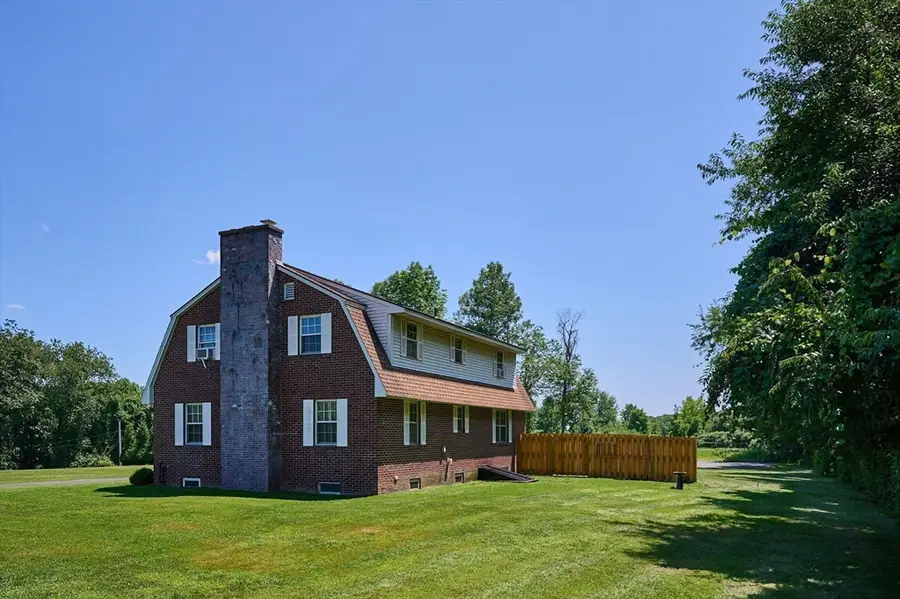 34 Plain Rd East, Deerfield, MA 01373 - #3