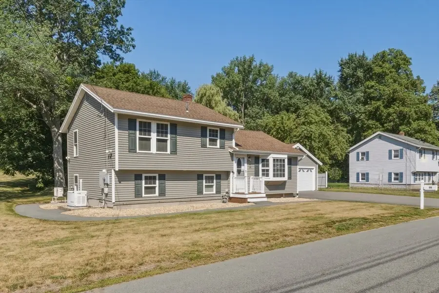38 Montaup Ave, Dracut, MA 01826 - #2