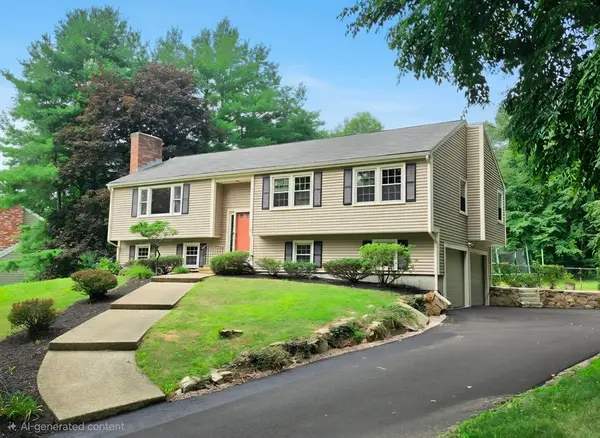 8 Woodridge Ln, Ashland, MA 01721