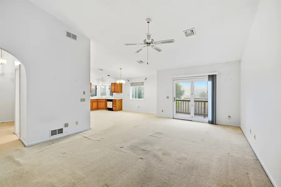40 Pine Grove Dr #40, South Hadley, MA 01075 - #3