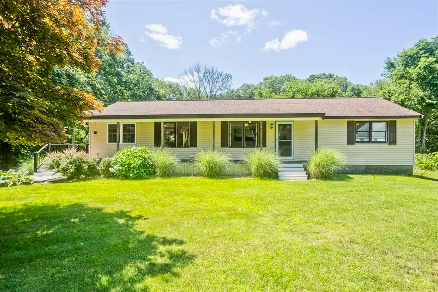 37 Cooper Rd, Northbridge, MA 01534 - #3