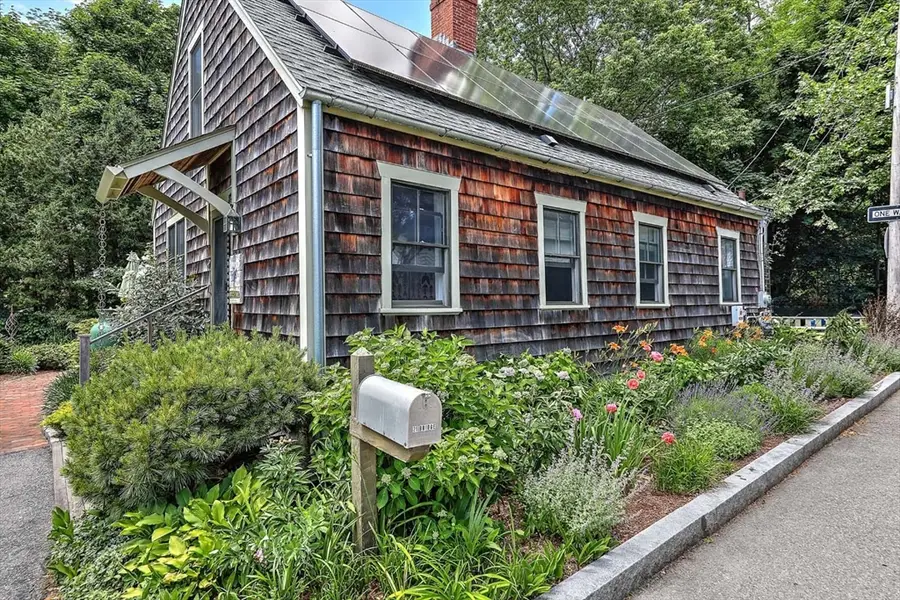 26 Bridge St, Warren, RI 02885 - #2