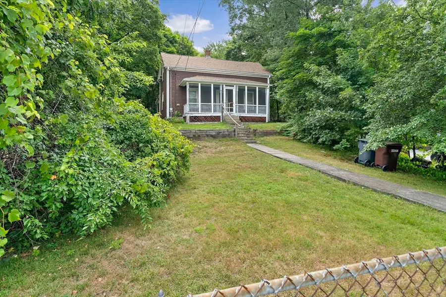 59 Sherwood St, Dedham, MA 02026 - #3