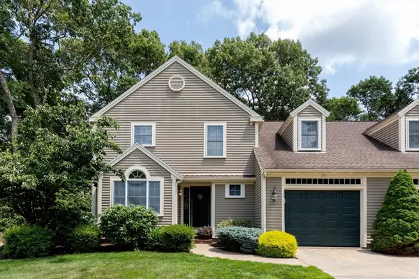 20 Bishops Park #20, Mashpee, MA 02649