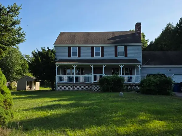 5 Spruce Street, Blackstone, MA 01504