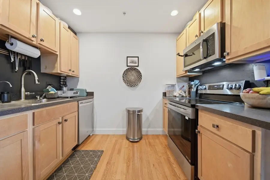 220 Spencer Ave #104, Chelsea, MA 02150 - #3