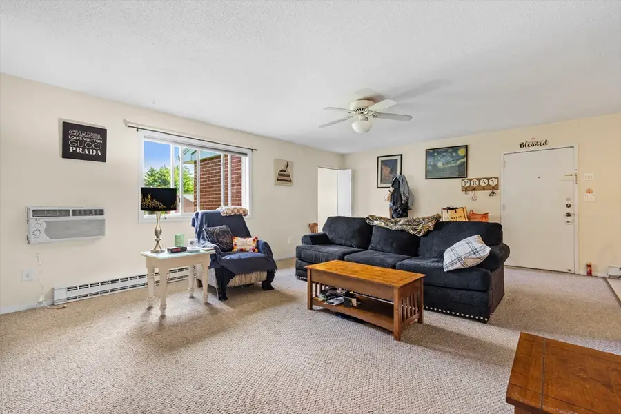 14 Dailey St #J, Attleboro, MA 02703 - #3