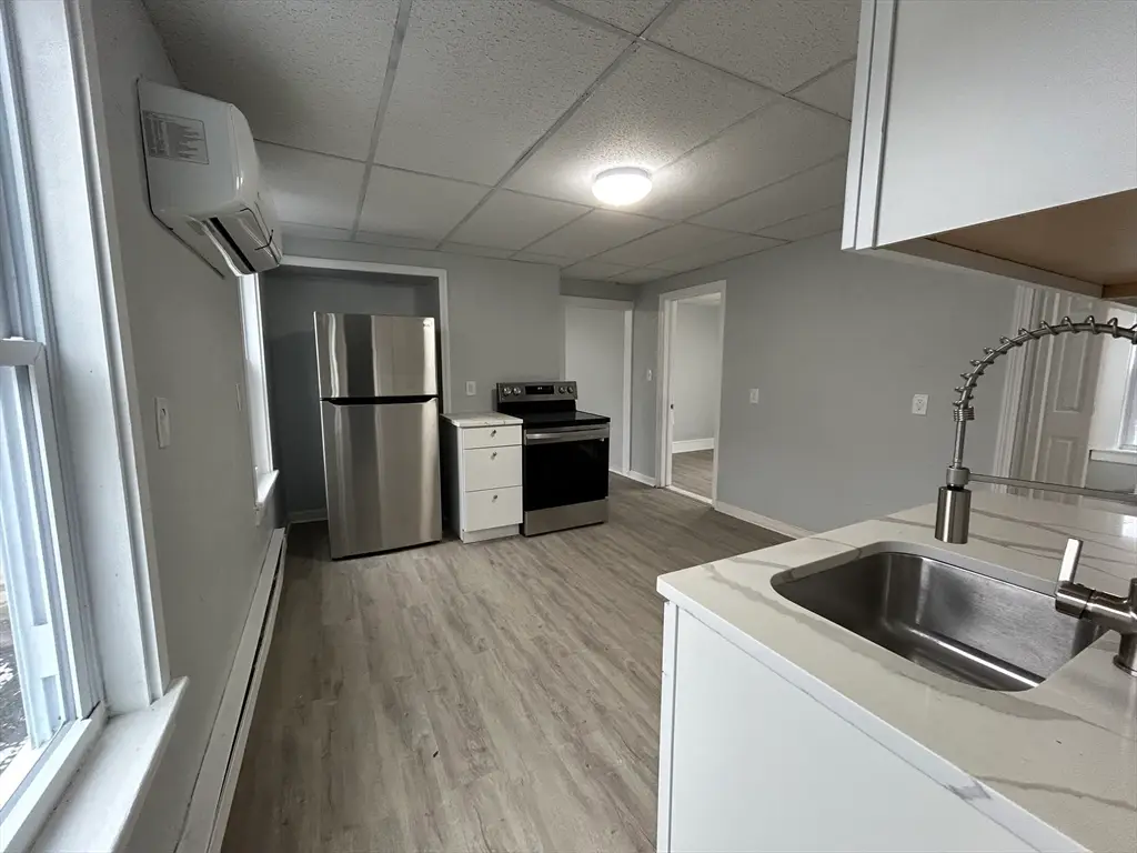 27 North St, Worcester, MA 01605 - #1