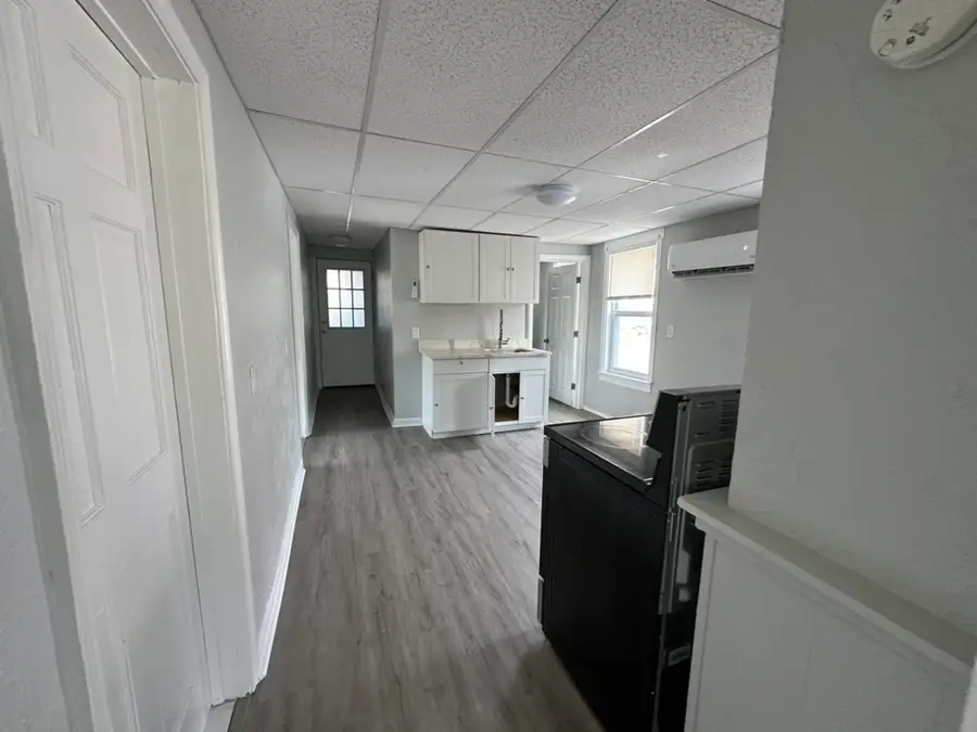 27 North St, Worcester, MA 01605 - #3