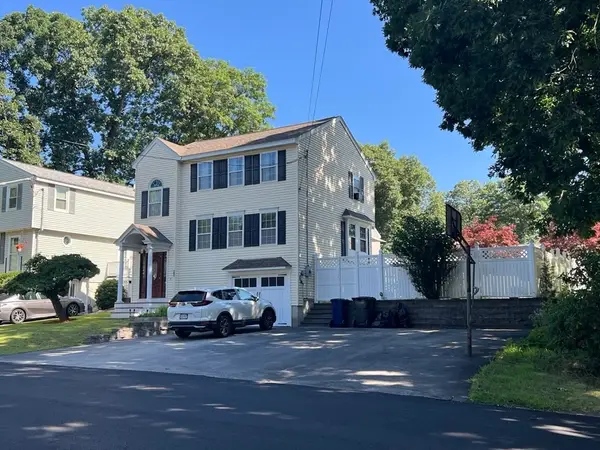 23 Valley Rd, Dracut, MA 01826