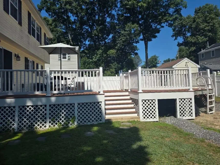 23 Valley Rd, Dracut, MA 01826 - #3