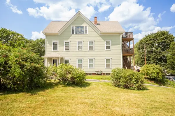 18 Steele St, Worcester, MA 01607