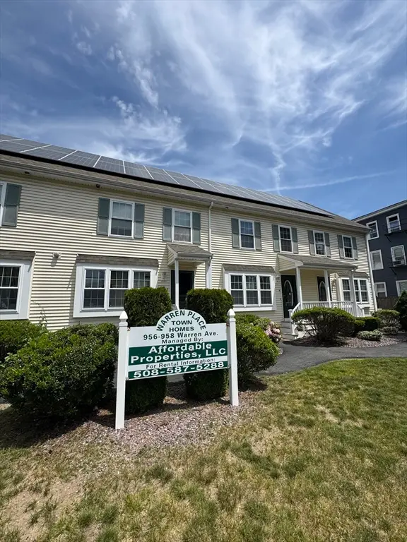 958 Warren Ave #8, Brockton, MA 02301