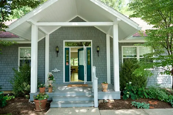 11 Prospect Hill #8, Stockbridge, MA 01262