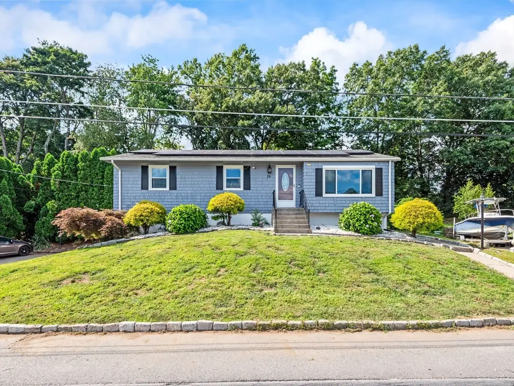 39 Barbara Ave, Auburn, MA 01501 - #1