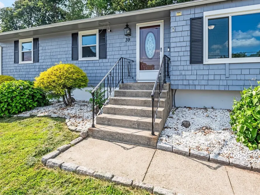 39 Barbara Ave, Auburn, MA 01501 - #2