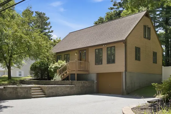 87 Pine Street, Walpole, MA 02081