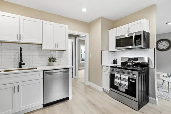 50-52 Sycamore St, Springfield, MA 01109