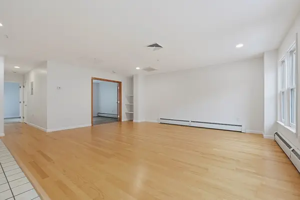 1 Davenport Street #8, Cambridge, MA 02140
