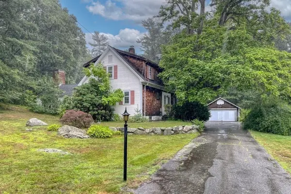 54 Rockwood Rd, Norfolk, MA 02056