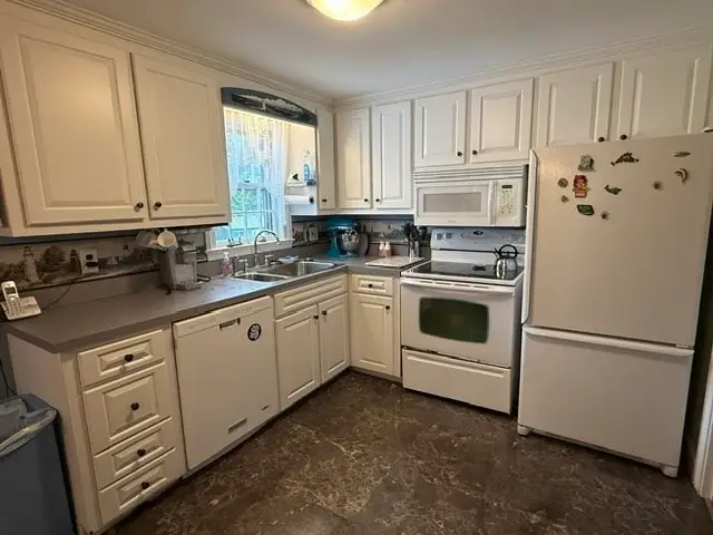 72 Eustis Ave, Wakefield, MA 01880 - #2