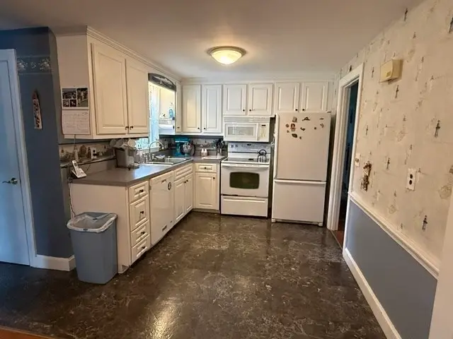 72 Eustis Ave, Wakefield, MA 01880 - #3