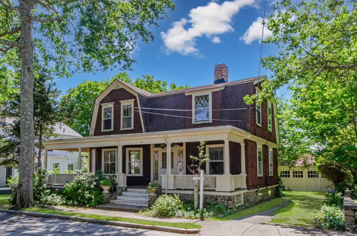 43 Main St, Mattapoisett, MA 02739 - #1