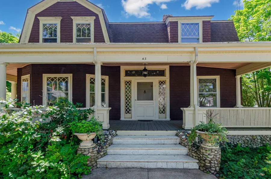 43 Main St, Mattapoisett, MA 02739 - #3