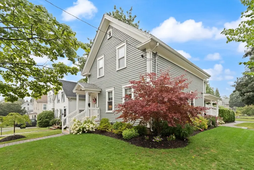 51 Mt. Vernon Street, Reading, MA 01867 - #1