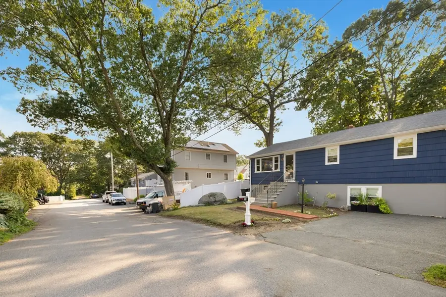 29 Clinton Ave, Saugus, MA 01906 - #2